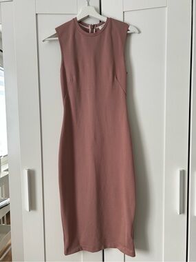 BABATON Sleeveless Bodycon Midi Dress